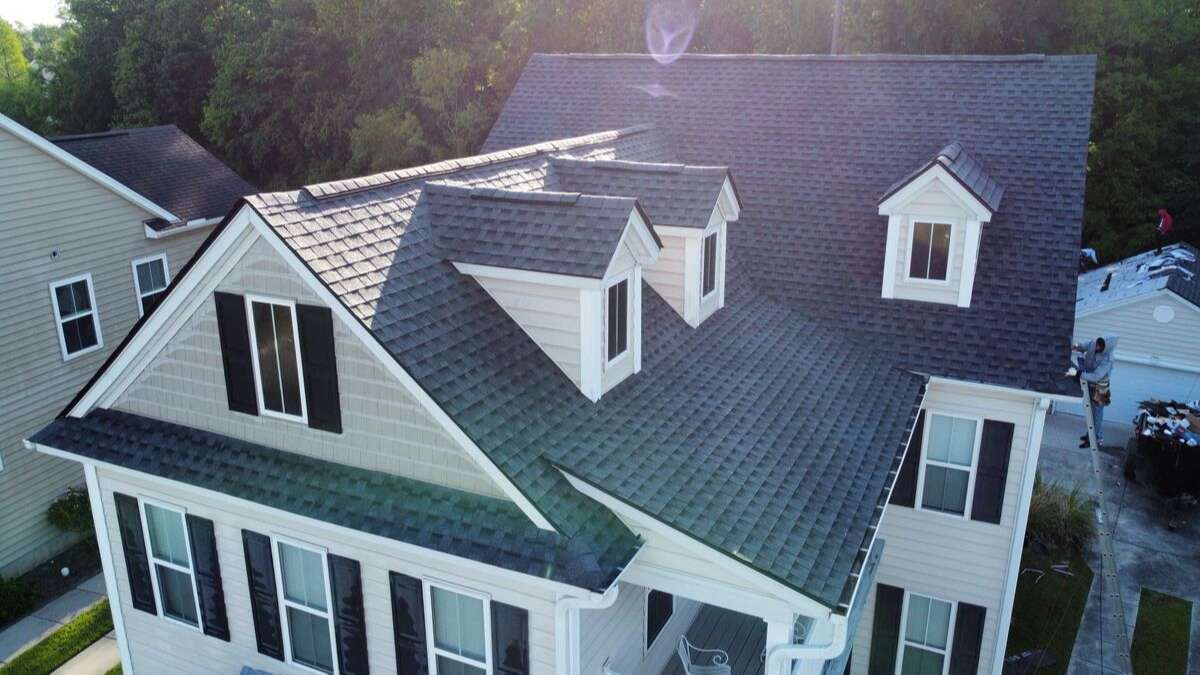 A completed roof by the best roofers in Charleston