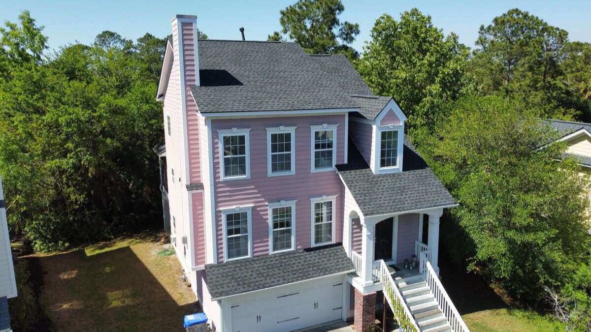 Roofing USA replaces a residential roof
