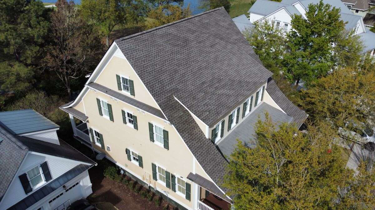 Reputable companies like Roofing USA provide free inspections and estimates