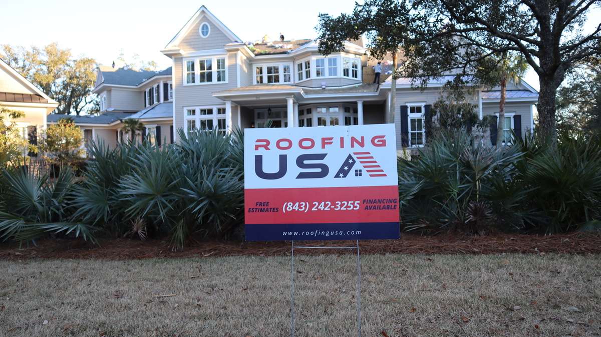 Roofing USA offers roof warranties to local homeowners